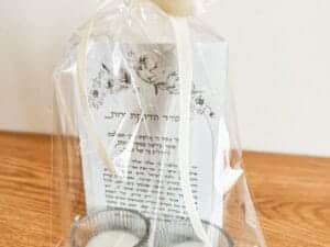 ערכת מגנט סדר הדלקת נרות + זוג נרות בפמוטי זכוכית