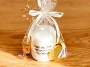 ערכת חנוכה עם נר בעיצוב אישי