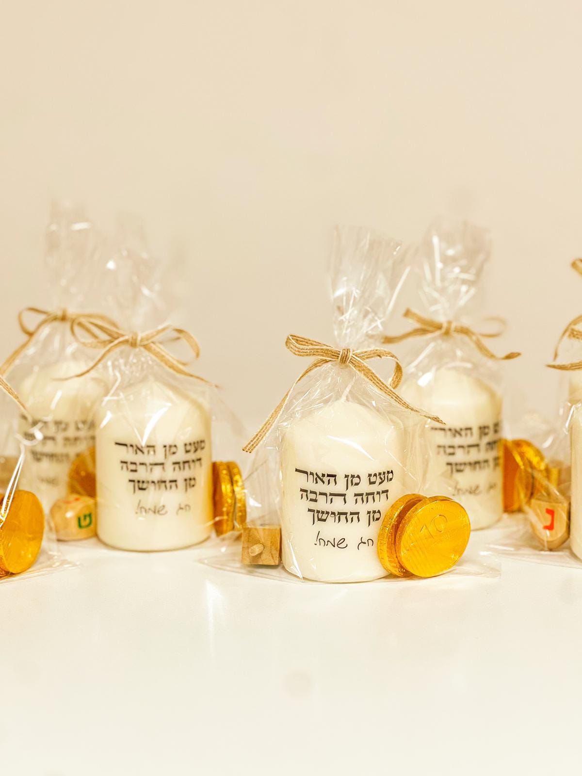 ערכת חנוכה עם נר בעיצוב אישי – תמונה 11