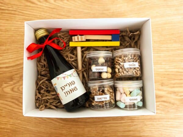 משלוח מנות איש לרעהו מתנה מעוצבת